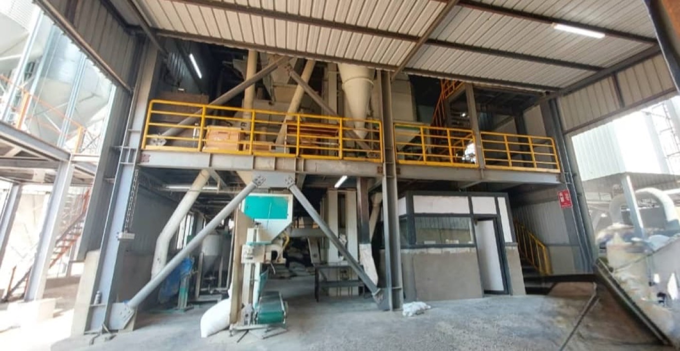 Equipment inside the Grafax feed plant